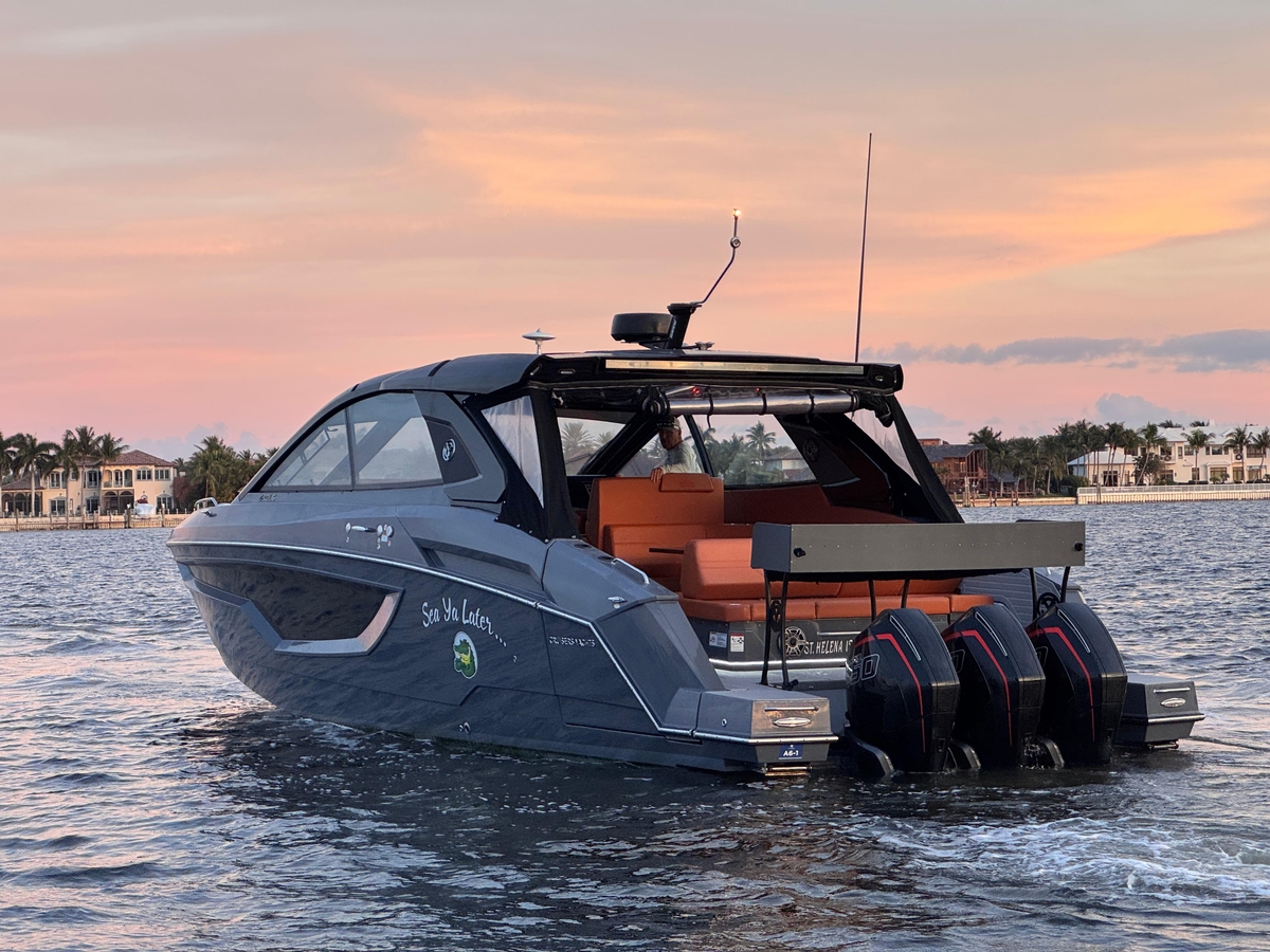 2021 Cruisers Yachts 42 GLS OB - Sold Boat