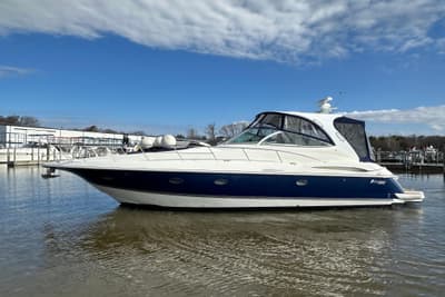 BOATZON | Cruisers Yachts 440 Express 2005