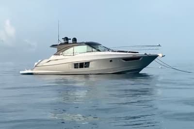 BOATZON | Cruisers Yachts 45 Cantius 2014 BOATZON | Cruisers Yachts 45 Cantius 2014