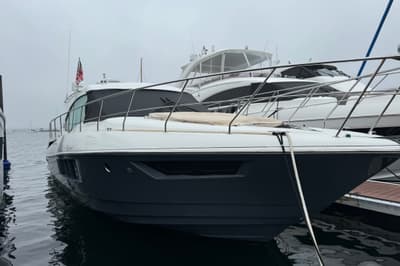 BOATZON | Cruisers Yachts 45 Cantius 2016