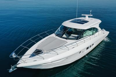 BOATZON | Cruisers Yachts 45 Cantius 2017