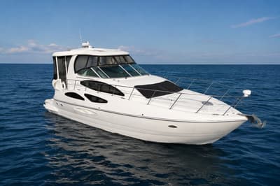 BOATZON | Cruisers Yachts 455 Express Motoryacht 2007