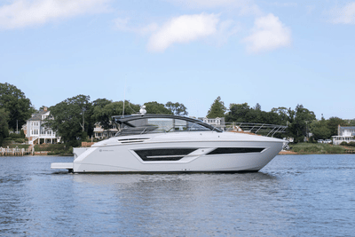 BOATZON | Cruisers Yachts 46 Cantius 2025