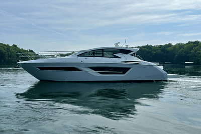 BOATZON | Cruisers Yachts 46 Cantius 2025