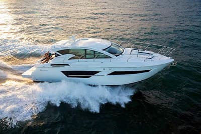BOATZON | Cruisers Yachts 46 CANTIUS 2025