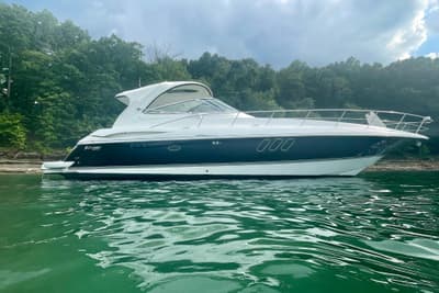 BOATZON | Cruisers Yachts 460 Express 2009