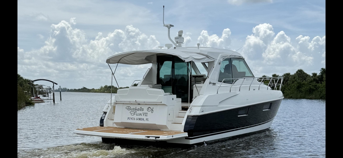 2012 Cruisers Yachts 48 Cantius - Sold Boat