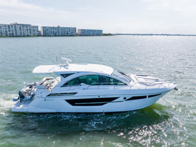 BOATZON | Cruisers Yachts 50 CANTIUS 2018