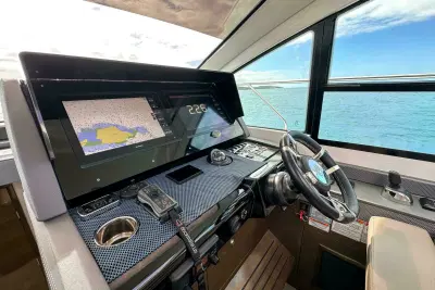 BOATZON | Cruisers Yachts 50 Cantius 2019 BOATZON | Cruisers Yachts 50 Cantius 2019