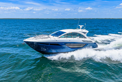 BOATZON | Cruisers Yachts 50 CANTIUS 2020