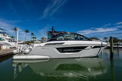 BOATZON | Cruisers Yachts 50 Cantius 2025 BOATZON | Cruisers Yachts 50 Cantius 2025