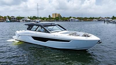 BOATZON | Cruisers Yachts 50 GLS 2024 BOATZON | Cruisers Yachts 50 GLS 2024