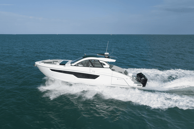 BOATZON | Cruisers Yachts 50GLS OB 2026