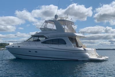 BOATZON | Cruisers Yachts 5000 Sedan Sport 2003