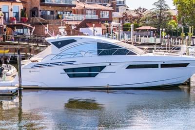 BOATZON | Cruisers Yachts 54 Cantius 2019
