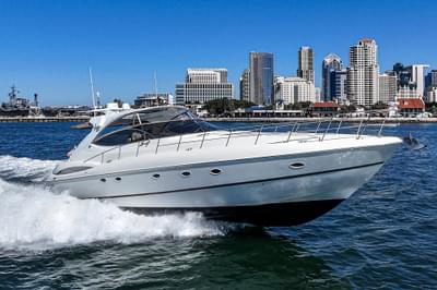 BOATZON | Cruisers Yachts 540 Express 2004