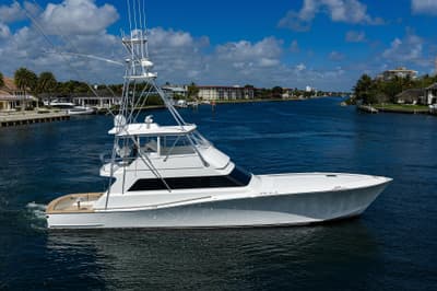 BOATZON | Custom Carolina American Custom Yachts 2003