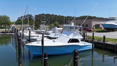 BOATZON | Custom Carolina Buddy Harris 44 Sport Fish 1983