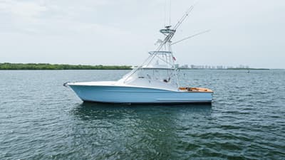BOATZON | Custom Carolina Daniels 42 Express Sportfish 2019