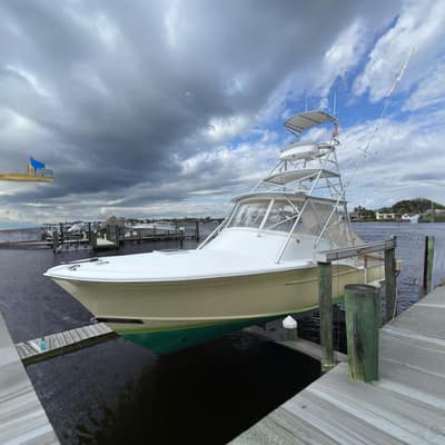 BOATZON | Custom Carolina Dixon Boatworks express 2008