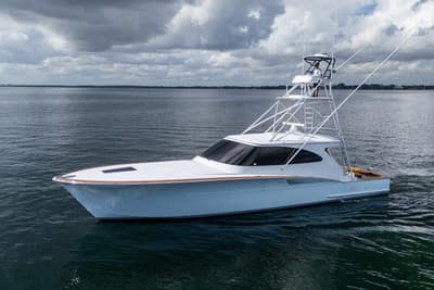 BOATZON | Custom Carolina French Yachts Custom Express Sportfish 2017