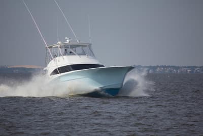 BOATZON | Custom Carolina Hudson 2004