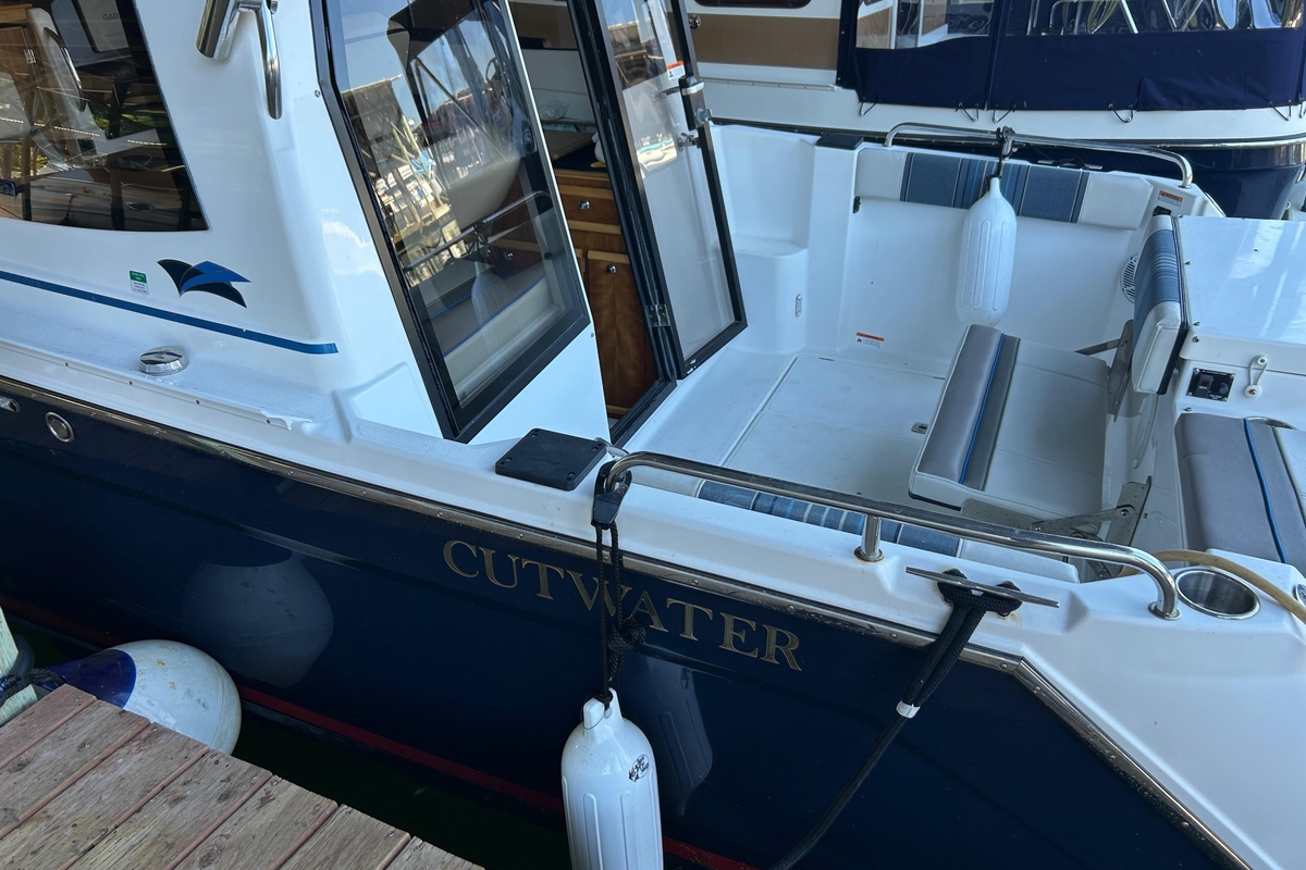 2017 Cutwater C242 Coupe - Sold Boat
