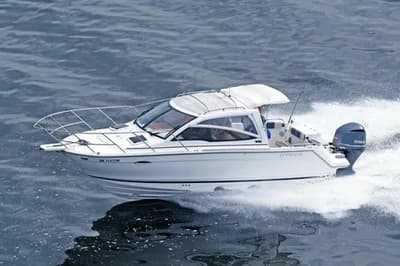 BOATZON | Cutwater C242 Sport Coupe 2017