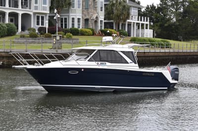 BOATZON | Cutwater C248 Coupe 2022