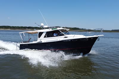 BOATZON | Cutwater C28 LE 2016