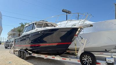 BOATZON | Cutwater C288 Coupe 2025