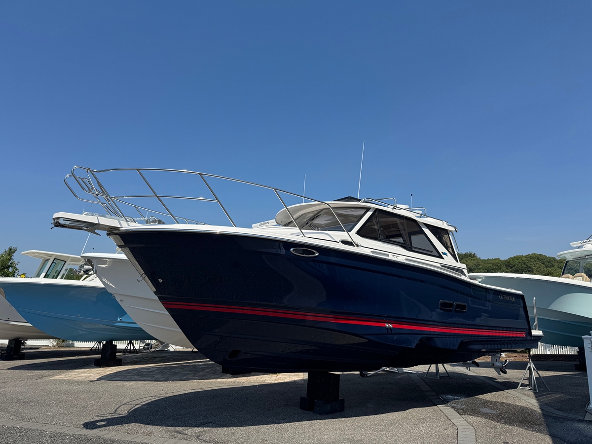 2026 Cutwater C288 Coupe - Sold Boat
