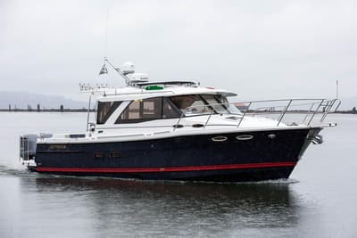 BOATZON | Cutwater C302 Coupe 2017