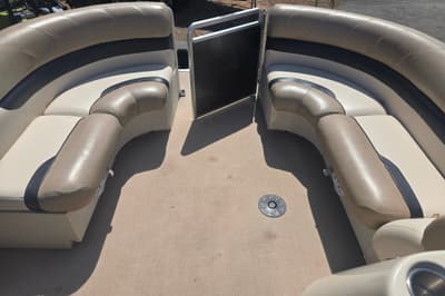 BOATZON | Cypress Cay Seabreeze 210 2013