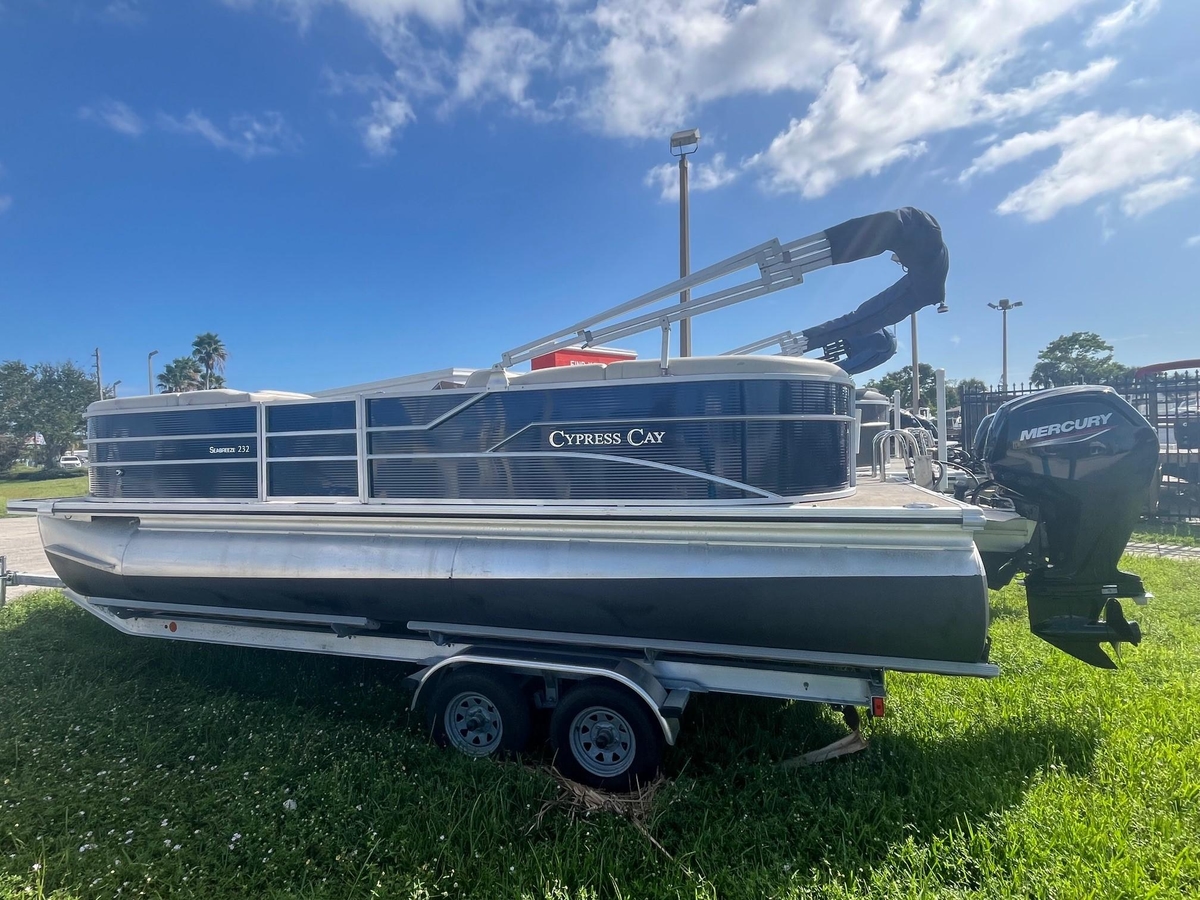 2022 Cypress Cay Seabreeze 232 - Sold Boat