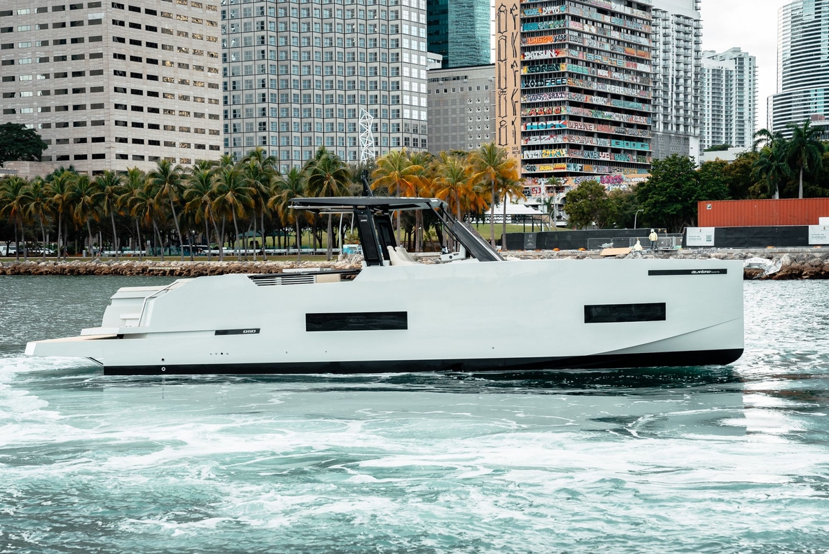 2025 De Antonio Yachts D50 OPEN - Sold Boat