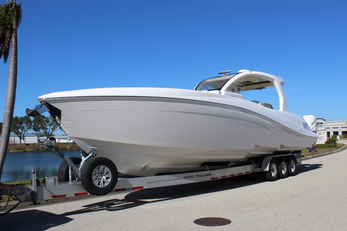 2019 Deep Impact 399 Sport - Sold Boat