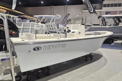 BOATZON | Defiance 205 Catalina 2026
