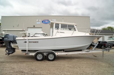 BOATZON | Defiance 250 Admiral 2025 BOATZON | Defiance 250 Admiral 2025