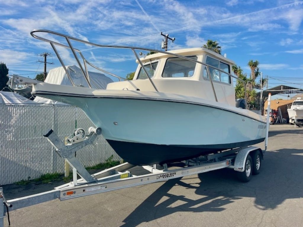 2021 Defiance Admiral 220 EX - Sold Boat
