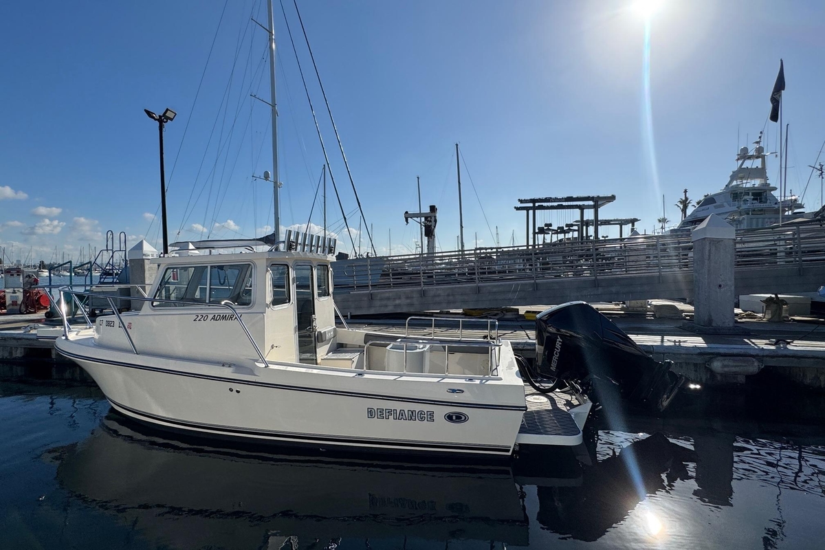 2023 Defiance Admiral 220 EX - Sold Boat