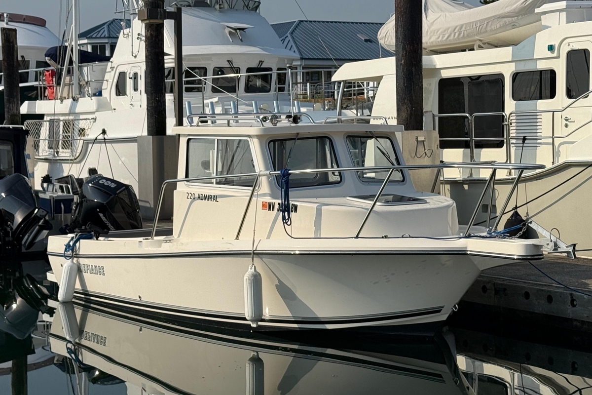 2024 Defiance Admiral 220 EX - Sold Boat