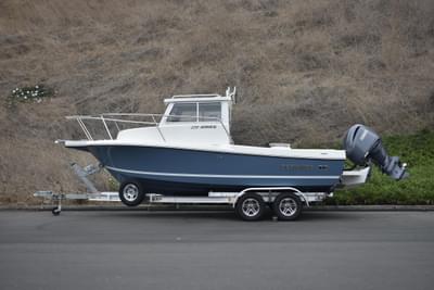 BOATZON | Defiance Admiral 220 EX 2025