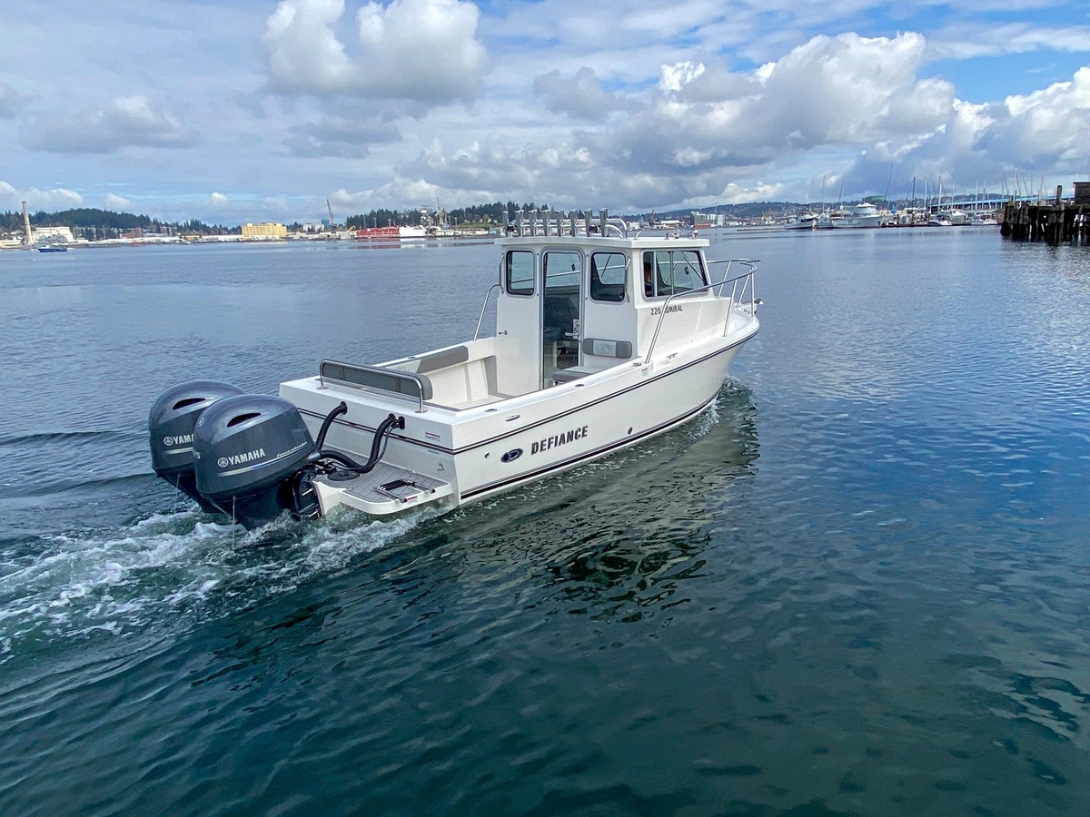 2025 Defiance Admiral 220 EX - Sold Boat