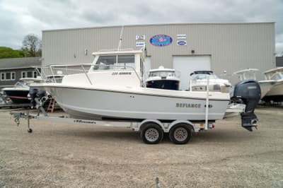 BOATZON | Defiance Admiral 220 EX 2025