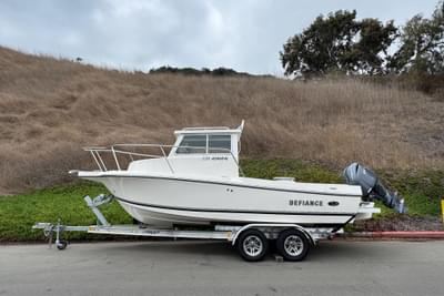BOATZON | Defiance Admiral 220 EX 2026