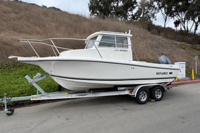 BOATZON | Defiance Admiral 220 EX 2026