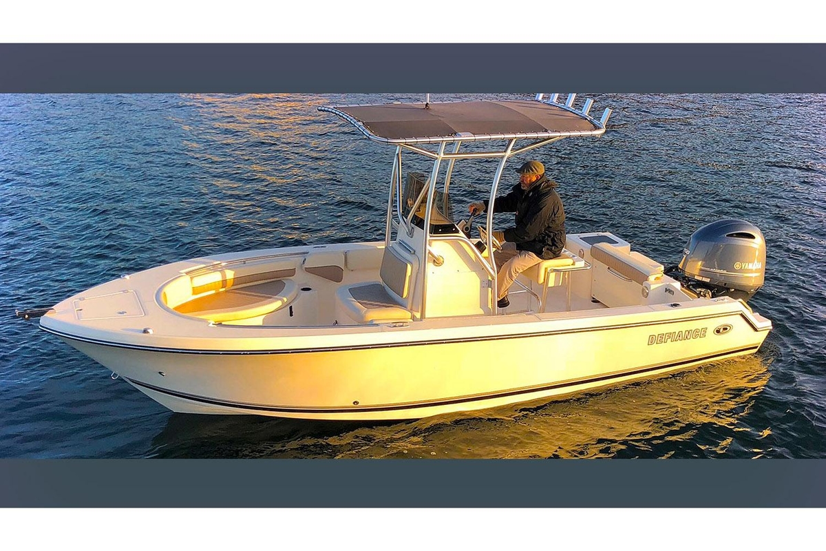 2025 Defiance Catalina 210 - Sold Boat