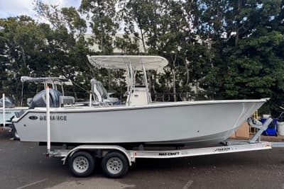 BOATZON | Defiance Catalina 240 2027