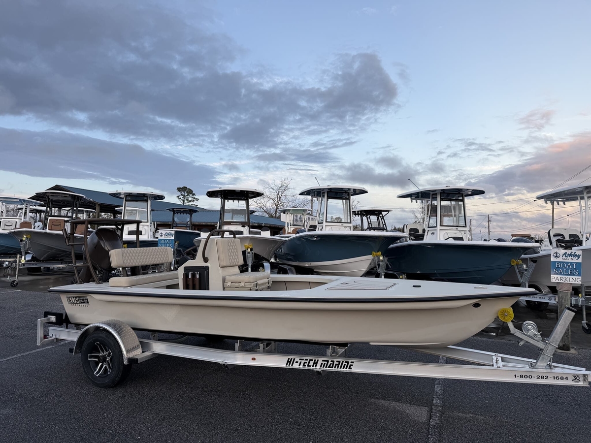 2026 Delta Boatworks D18 CC Guide Series GUIDE SERIES - Sold Boat